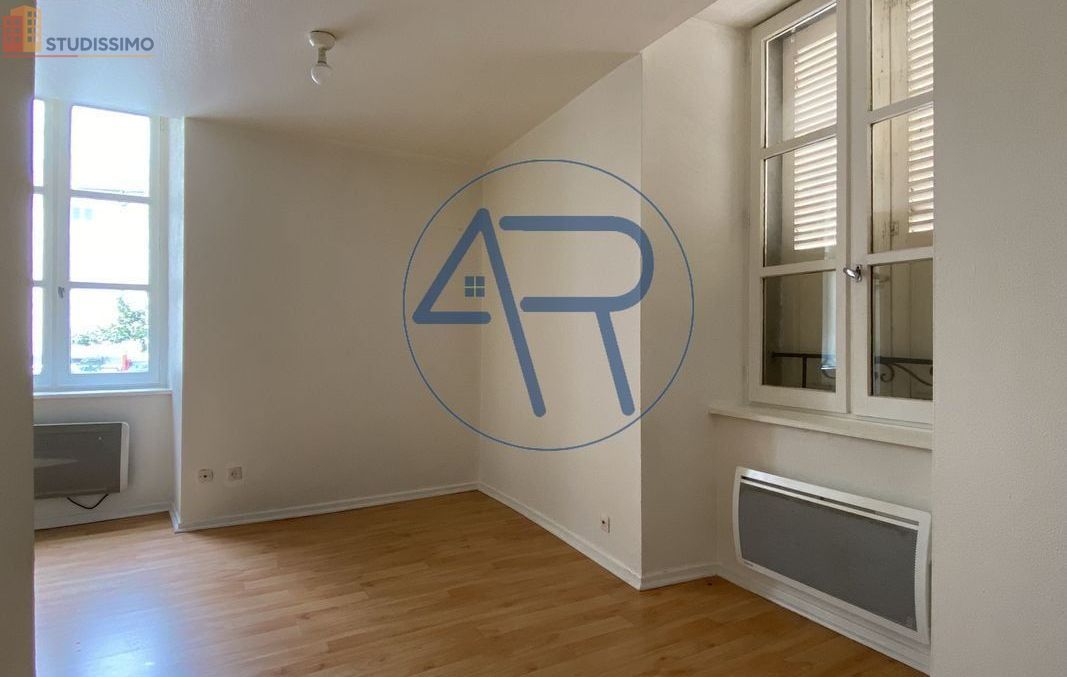 Studio 24m² Brioude 43100 - Photo 1