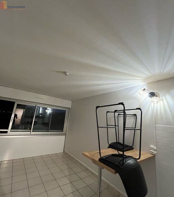 Studio 23m² Le Puy-en-Velay - Entièrement rénové - Photo 12
