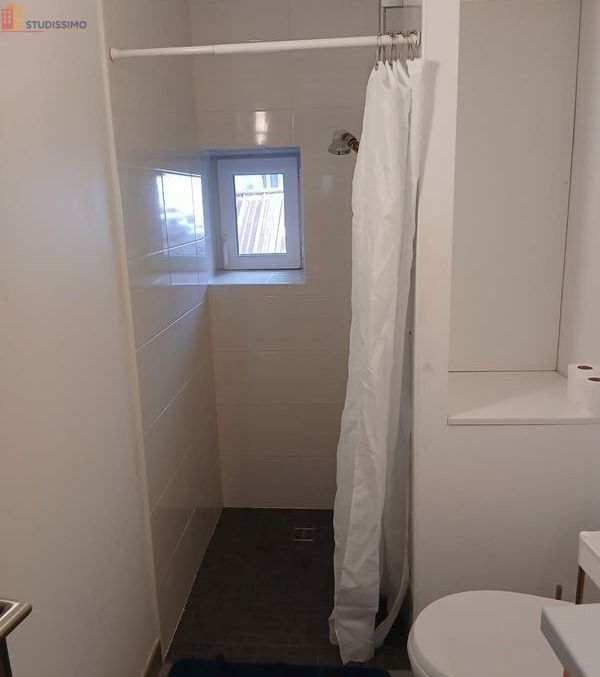 Studio meublé 22m² Yssingeaux - Meublé, 3e étage - Photo 25