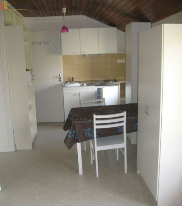 Studio meublé 20m² Yssingeaux - Meublé, charges comprises - Photo 5