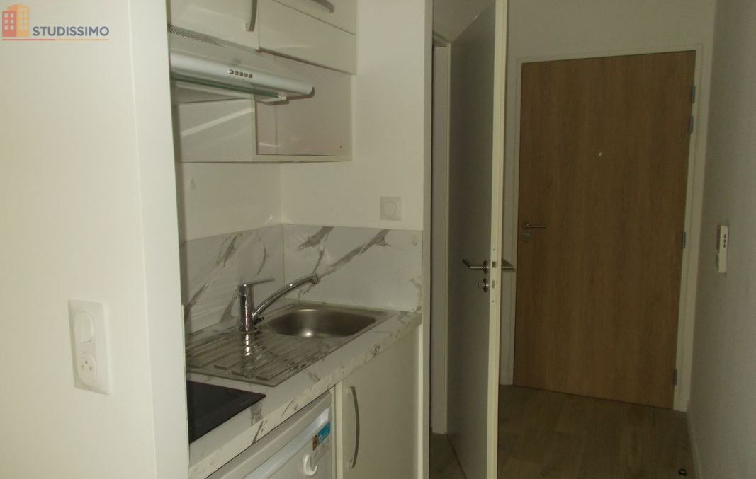 Studio 20m² Saint-Nazaire - Meublé, ensoleillé - Photo 3