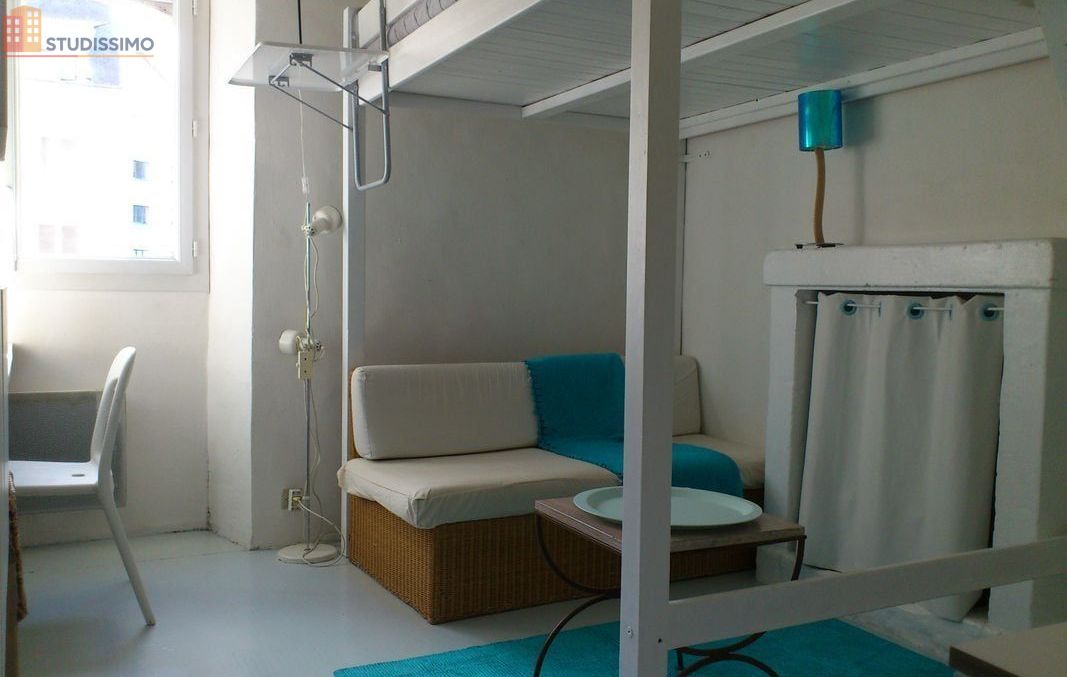 Studio meublé 17m² Nantes centre - Pour étudiante, lumineux - Photo 4