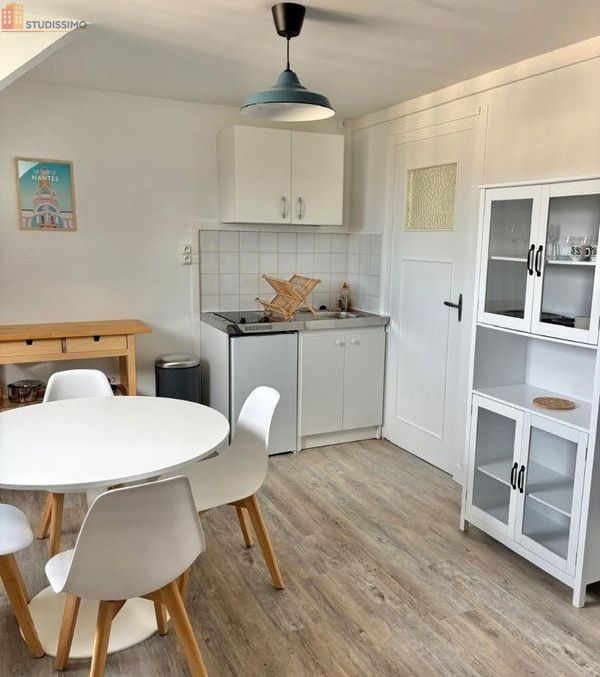 Studio meublé 24m² Nantes centre - Hyper centre, 5e étage - Photo 8