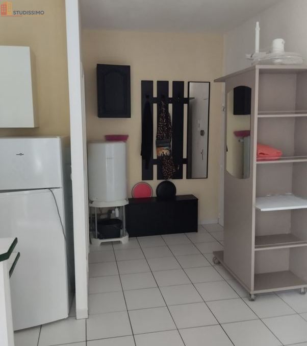 Studio 20m² Nantes centre - Meublé, rue Paul Bellamy - Photo 2