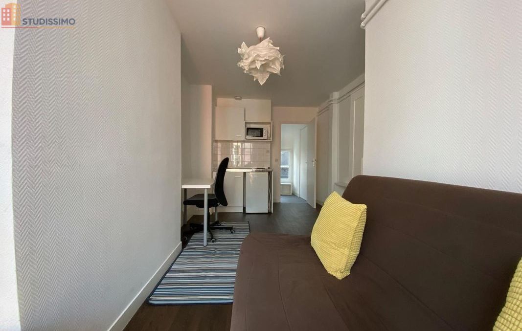 Studio 18m² Orléans 45000 - Meublé, dernier étage - Photo 3