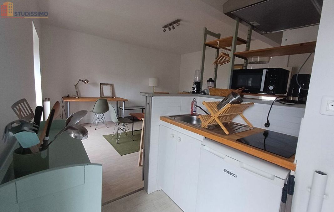 Studio meublé 25m² Nantes 44100 - Meublé, 2e étage - Photo 2
