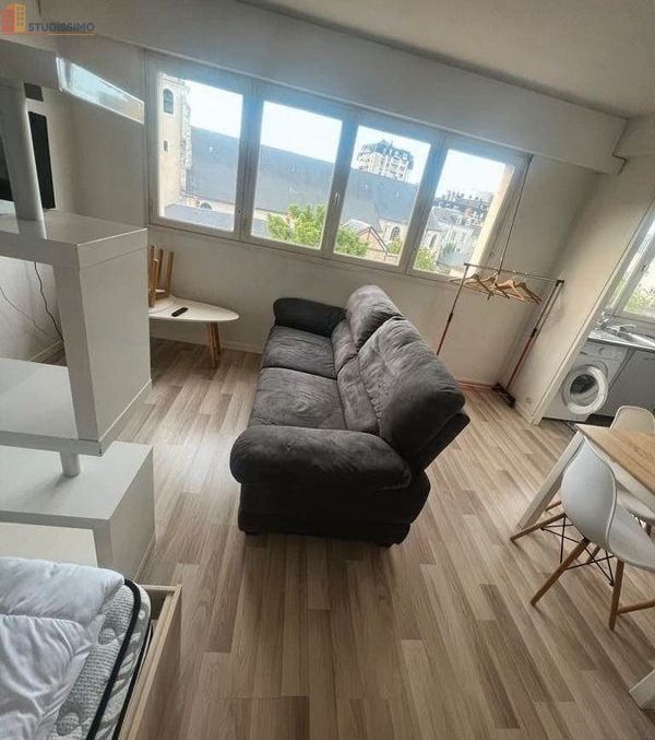Studio meublé 30m² Orléans - Bord de Loire, parking & cave - Photo 1