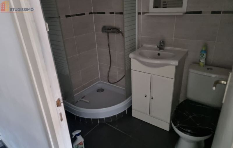 Studio 23m² Orléans - lumineux, proche commerces - Photo 4