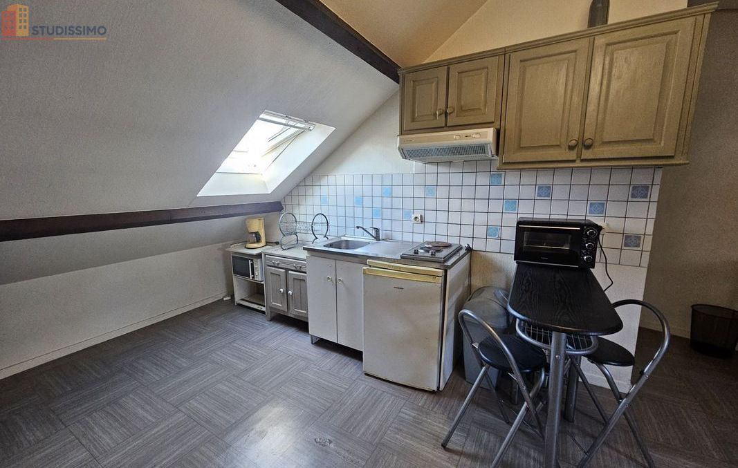 Studio 25m² Orléans - Meublé, dernier étage - Photo 1