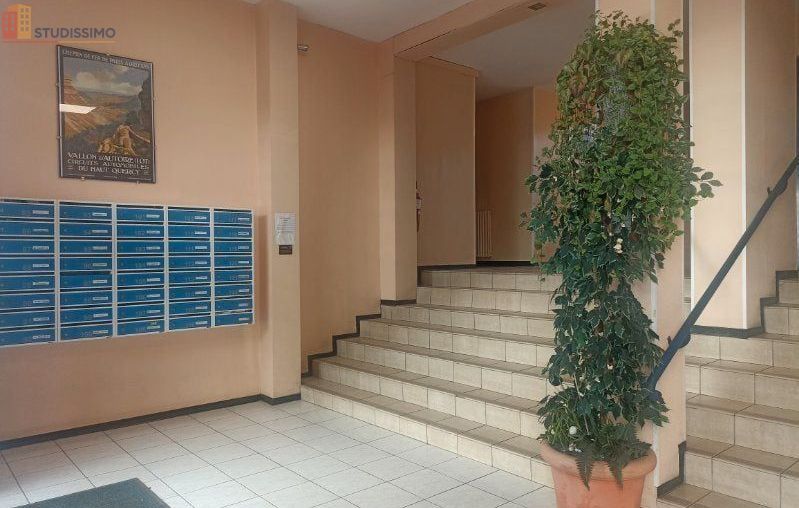 Studio meublé 18m² Cahors centre - Meublé, parking - Photo 2