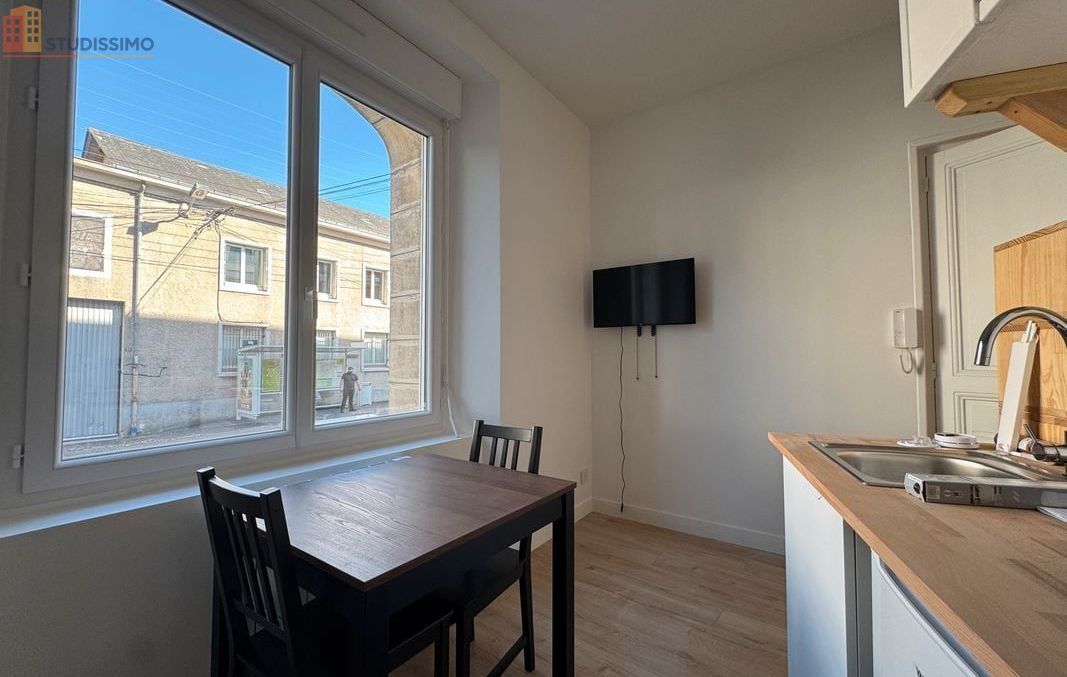 Studio 12m² Nantes centre - Meublé, DPE D - Photo 12