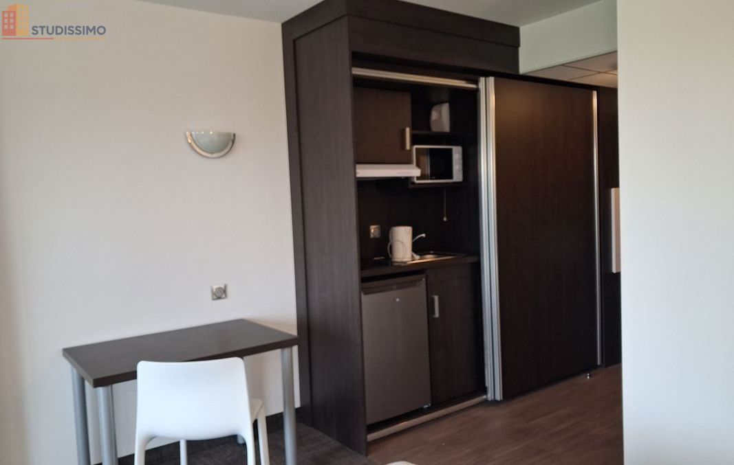 Studio meublé 27m² Pornic - Balcon, lumineux - Photo 9