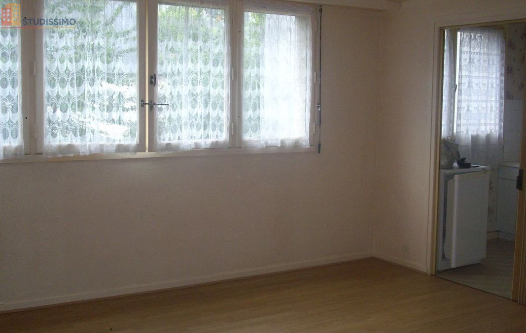 Studio 30m² Orléans centre - Étage intermédiaire, DPE D - Photo 3