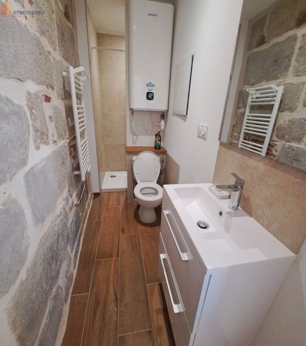 Studio meublé 18m² Figeac - Lumineux, sans vis-à-vis - Photo 2