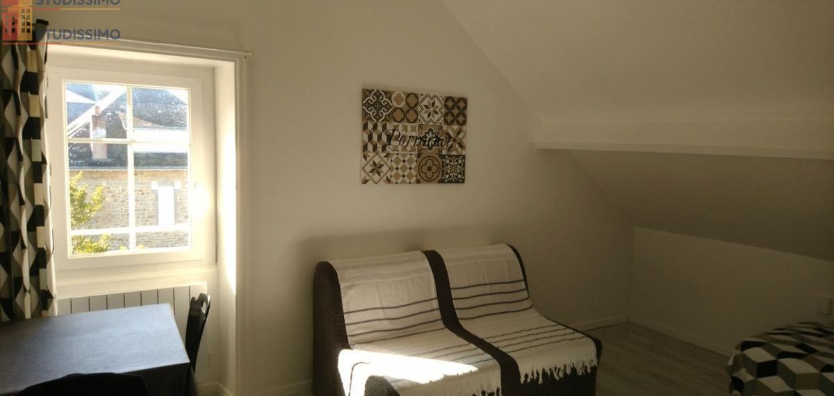 Studio meublé 19m² Pornichet 44380 - Meublé, dernier étage - Photo 1