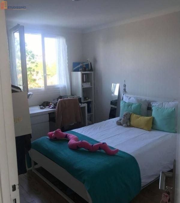 Studio meublé 14m² Nantes centre - Calme, lumineux - Photo 1