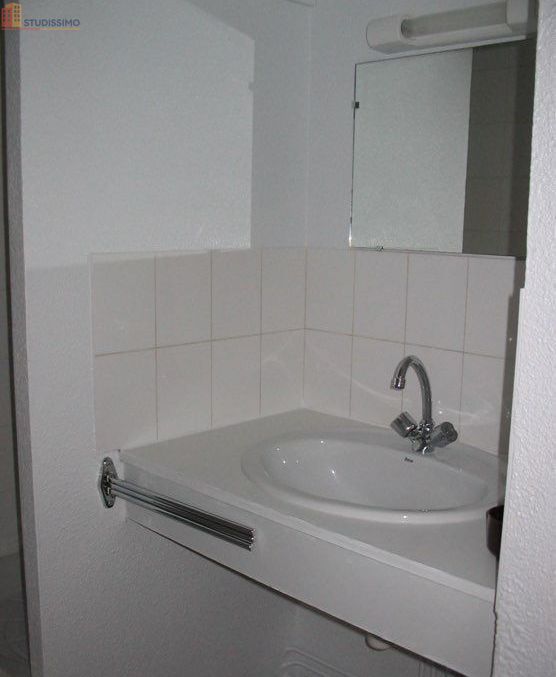 Studio 16m² Nantes centre - Pour étudiants, non meublé - Photo 8