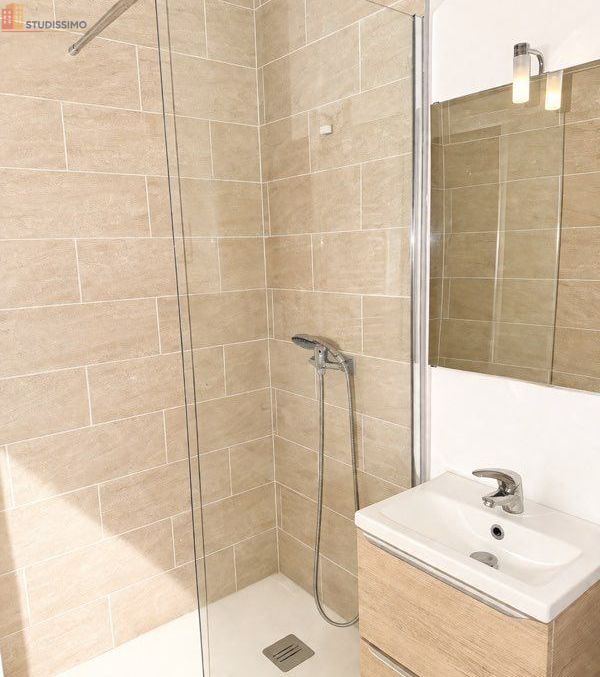 Studio 25m² Saint-Jean-de-Braye - Parking, 1er étage - Photo 1