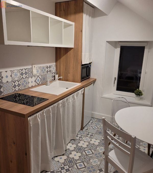 Studio meublé 23m² Nantes centre - Lumineux, 3e étage - Photo 3