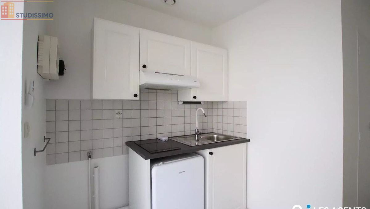 Studio 16m² Fleury-les-Aubrais - sans caractéristique - Photo 8