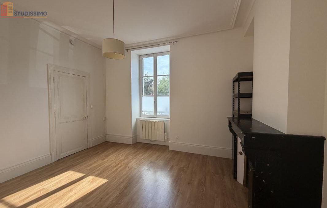 Studio 31m² Orléans - Sans caractéristique mentionnée - Photo 7