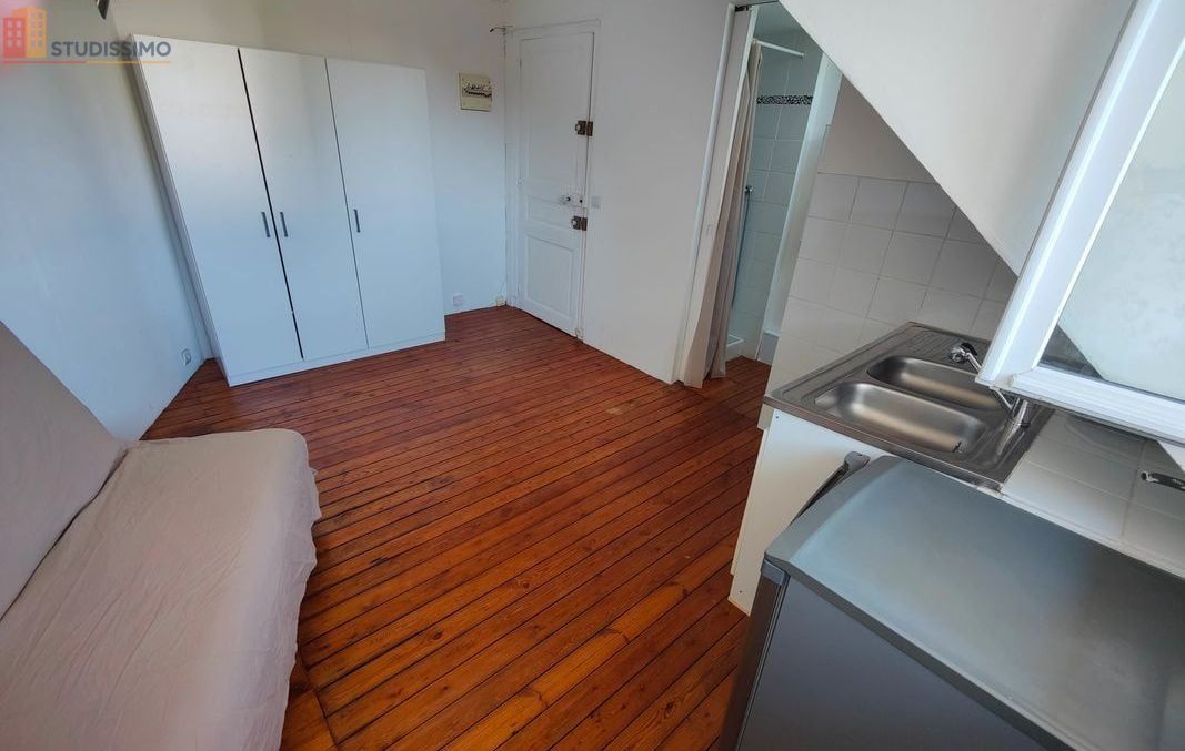 Studio meublé 15m² Nantes centre - Lumineux, calme sur cour - Photo 3