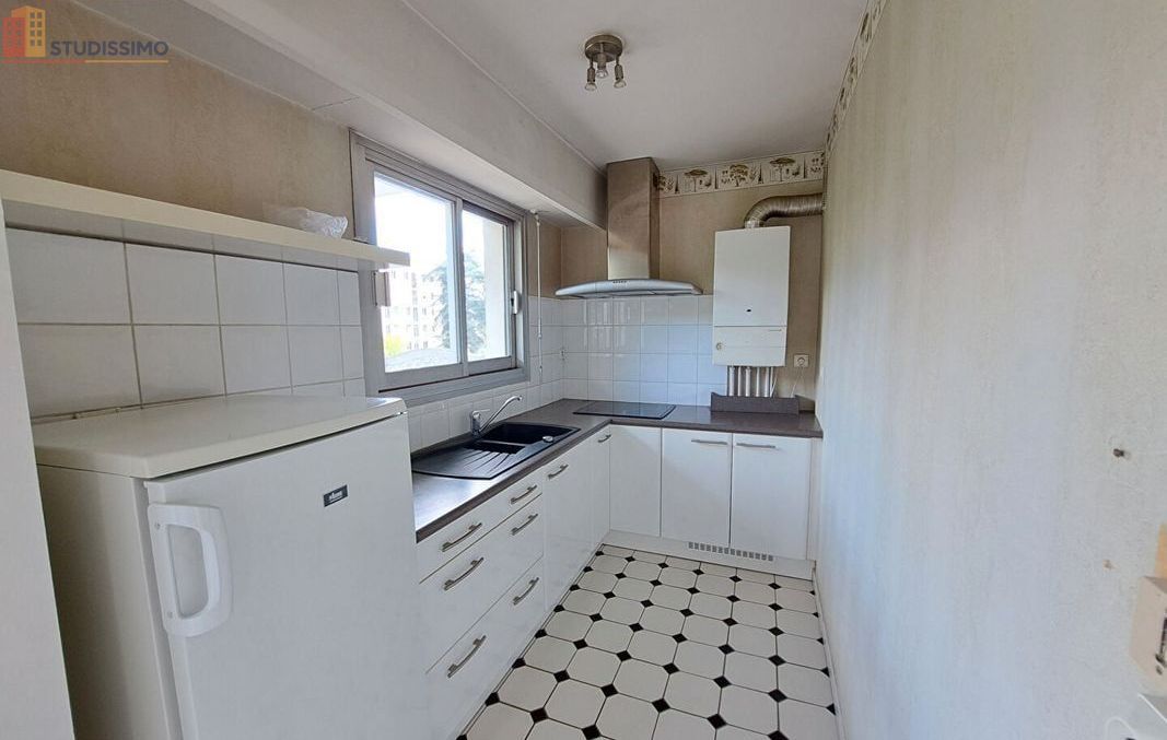 Studio meublé 32m² Nantes centre - Meublé, 3e étage - Photo 6