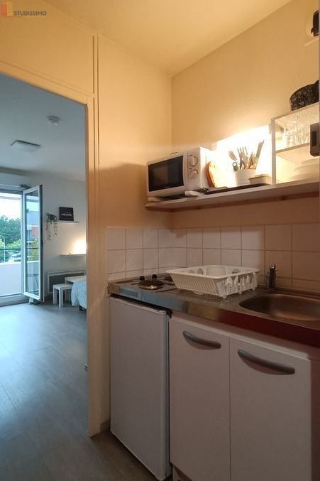 Studio meublé 18m² Orléans - Proche université, 3e étage - Photo 2