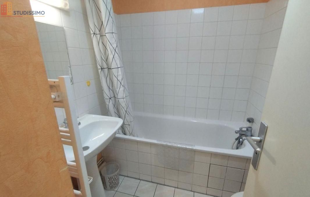 Studio meublé 23m² Orléans - Meublé, 2e étage - Photo 4