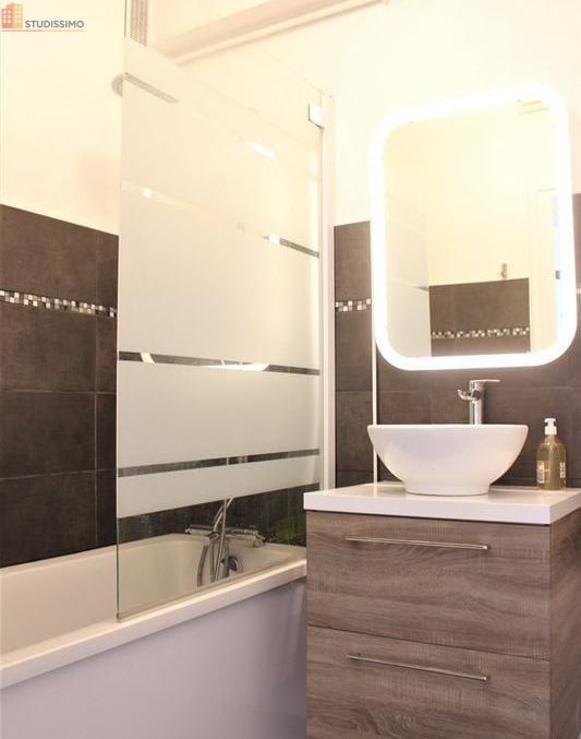 Studio meublé 27m² Nantes centre - Proche CHU, lumineux - Photo 2
