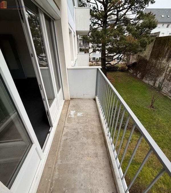 Studio 37m² Nantes centre - Balcon, parking et cave - Photo 28