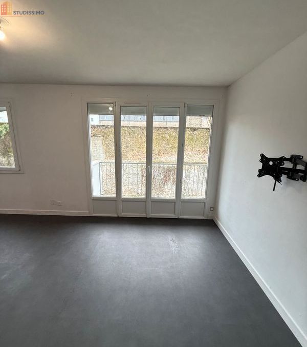 Studio 37m² Nantes centre - Balcon, parking et cave - Photo 33