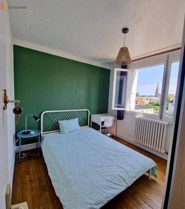 Studio meublé 9m² Rezé - Calme, petit espace - Photo 8