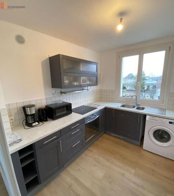 Studio meublé 10m² Nantes 44000 - Meublé, 3e étage - Photo 11