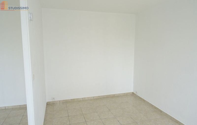 Studio 37m² Orléans centre - Étage 3, DPE D - Photo 5