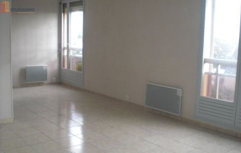 Studio 37m² Orléans centre - Étage 3, DPE D - Photo 2