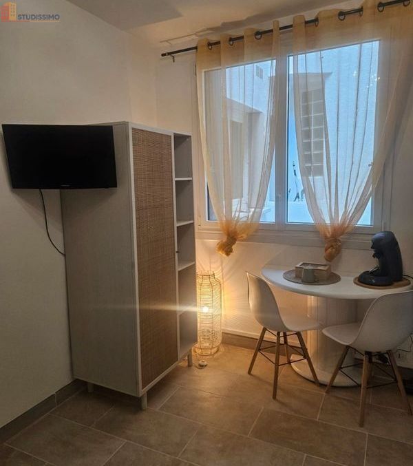 Studio meublé 15m² Agen centre - Calme, proche commerces - Photo 2