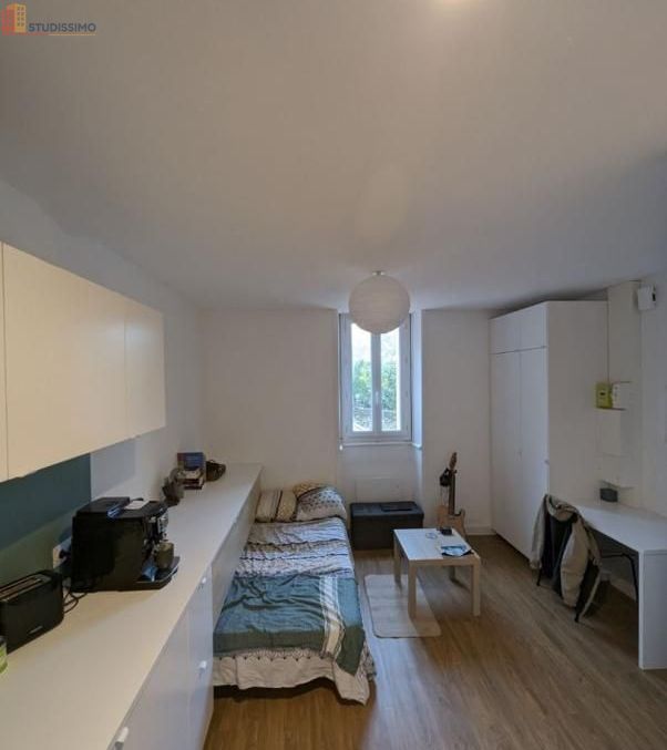 Studio meublé 18m² Nantes 44100 - Meublé, 1er étage - Photo 2