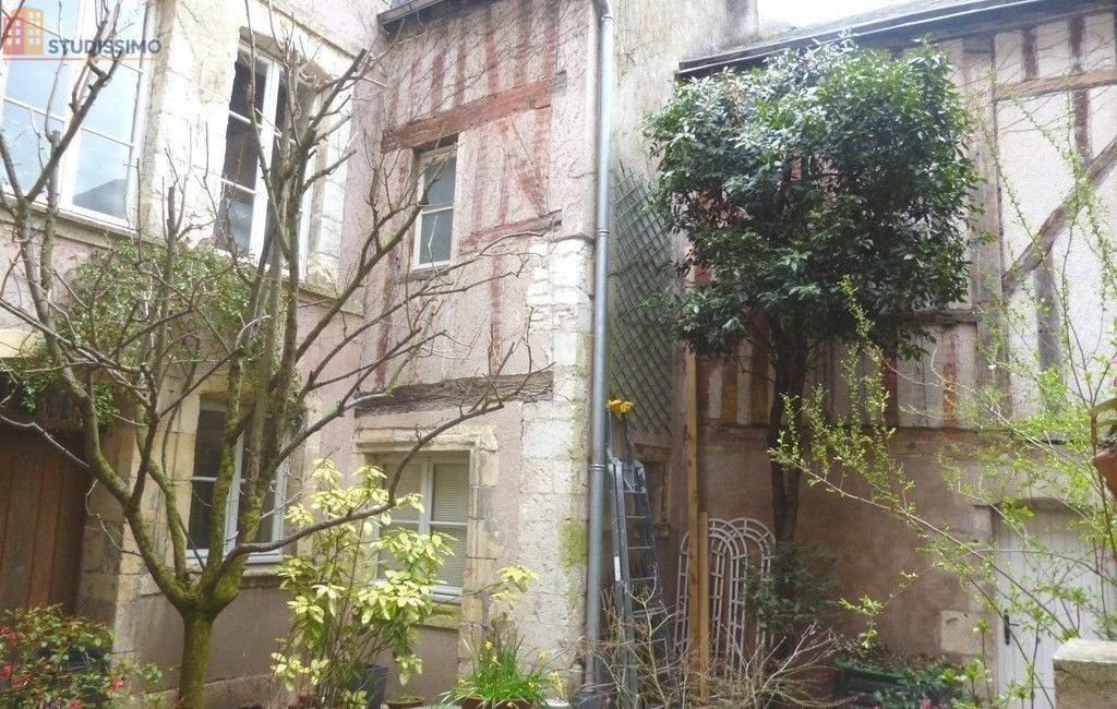 Studio 33m² Orléans - Meublé, faible performance énergétique - Photo 14