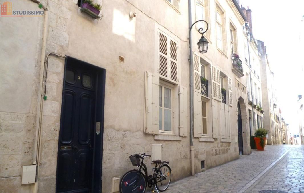 Studio 33m² Orléans - Meublé, faible performance énergétique - Photo 9
