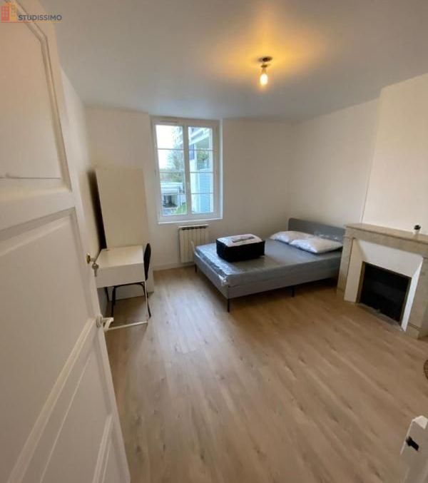 Studio meublé 11m² Nantes centre - Calme, lumineux - Photo 1
