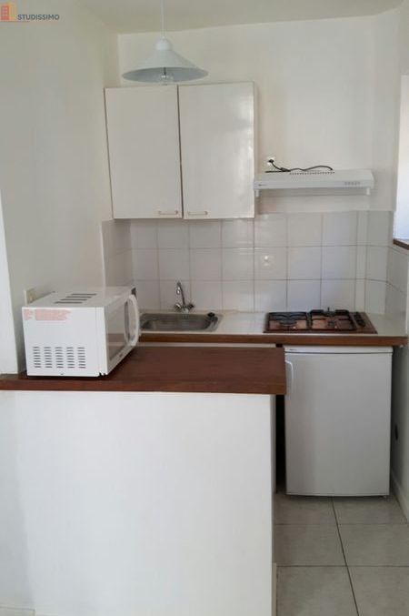 Studio meublé 22m² Agen - Proche gare, meublé - Photo 2