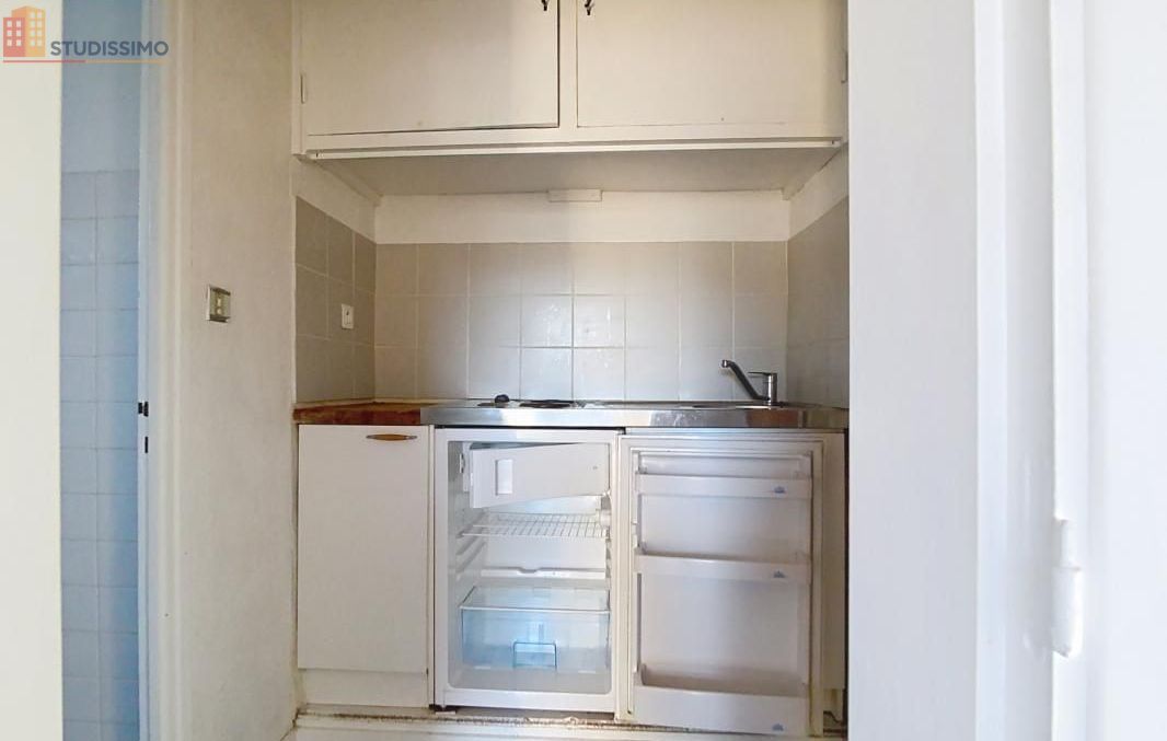 Studio meublé 20m² Mende - Meublé, 1er étage - Photo 3