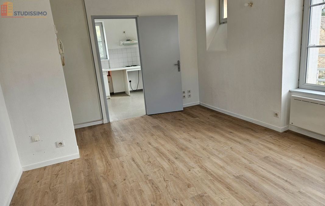 Studio 30m² Bourgs-sur-Colagne 48100 - Lumineux - Photo 3