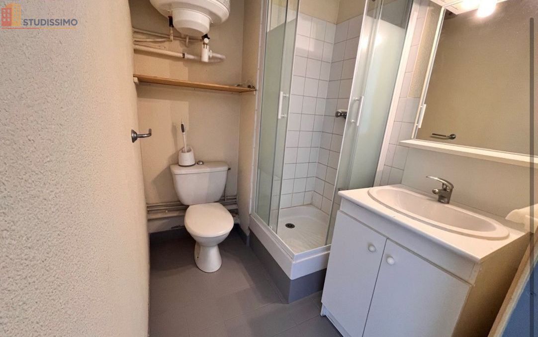 Studio meublé 16m² Saint-Nazaire - Dernier étage, lumineux - Photo 3