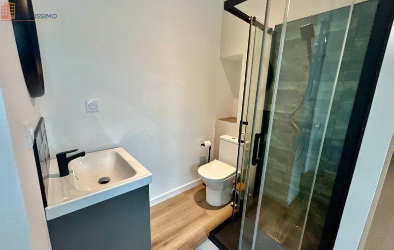 Studio 20m² Pont-Saint-Martin - Meublé, calme - Photo 12
