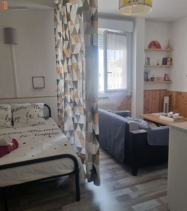 Studio meublé 25m² Orléans - 6e étage, lumineux - Photo 8