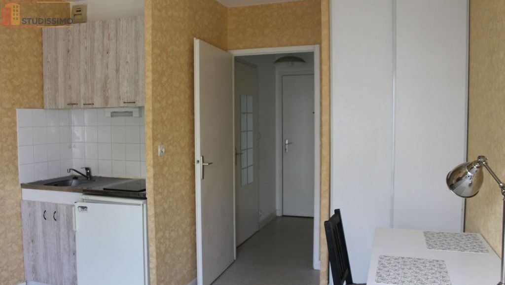 Studio meublé 18m² Nantes 44100 - Meublé, 3e étage - Photo 5