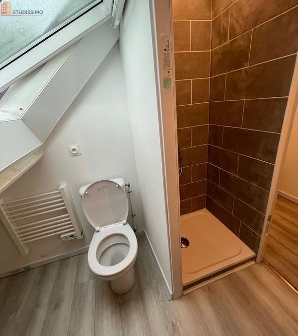 Studio meublé 11m² Saint-Nazaire - Sous comble, calme - Photo 1