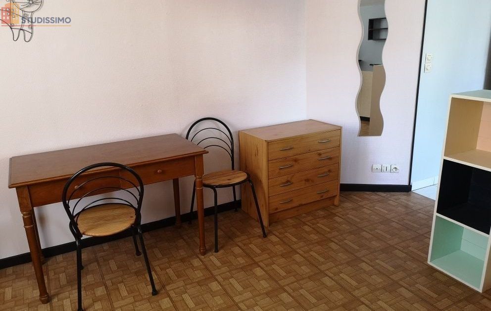 Studio meublé 22m² Saumur - Meublé, 4e étage - Photo 4